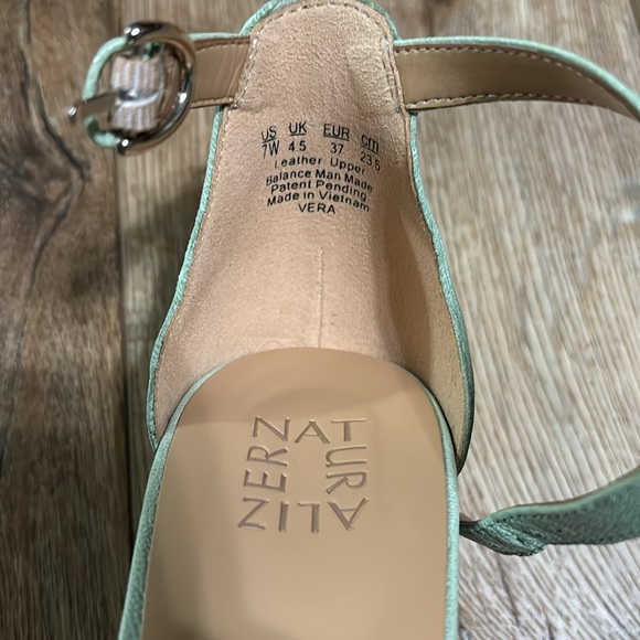 Naturalizer Vera dress sandal heel - spring mint leather size 7 wide - Picture 9 of 12